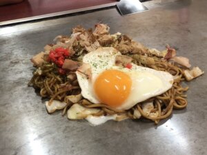 冨田建設の事務所から歩いて5分のところにある鉄板焼き店「じゅうじゅう」