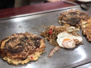 冨田建設の事務所から歩いて5分のところにある鉄板焼き店「じゅうじゅう」